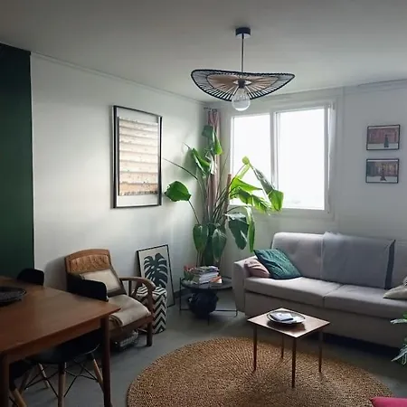 Appartement Sunny Flat In *